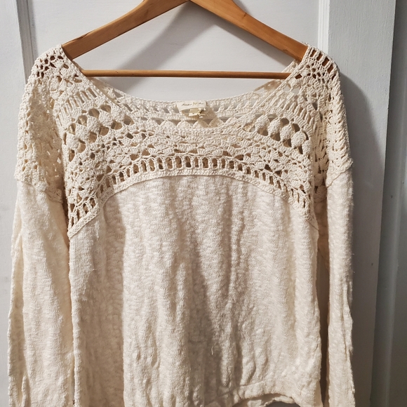 Beautiful wide collar crochet knit - Picture 3 of 3